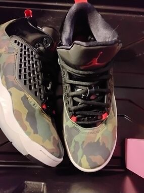 Air Jordan Camo Jumpman Athletic Shoes